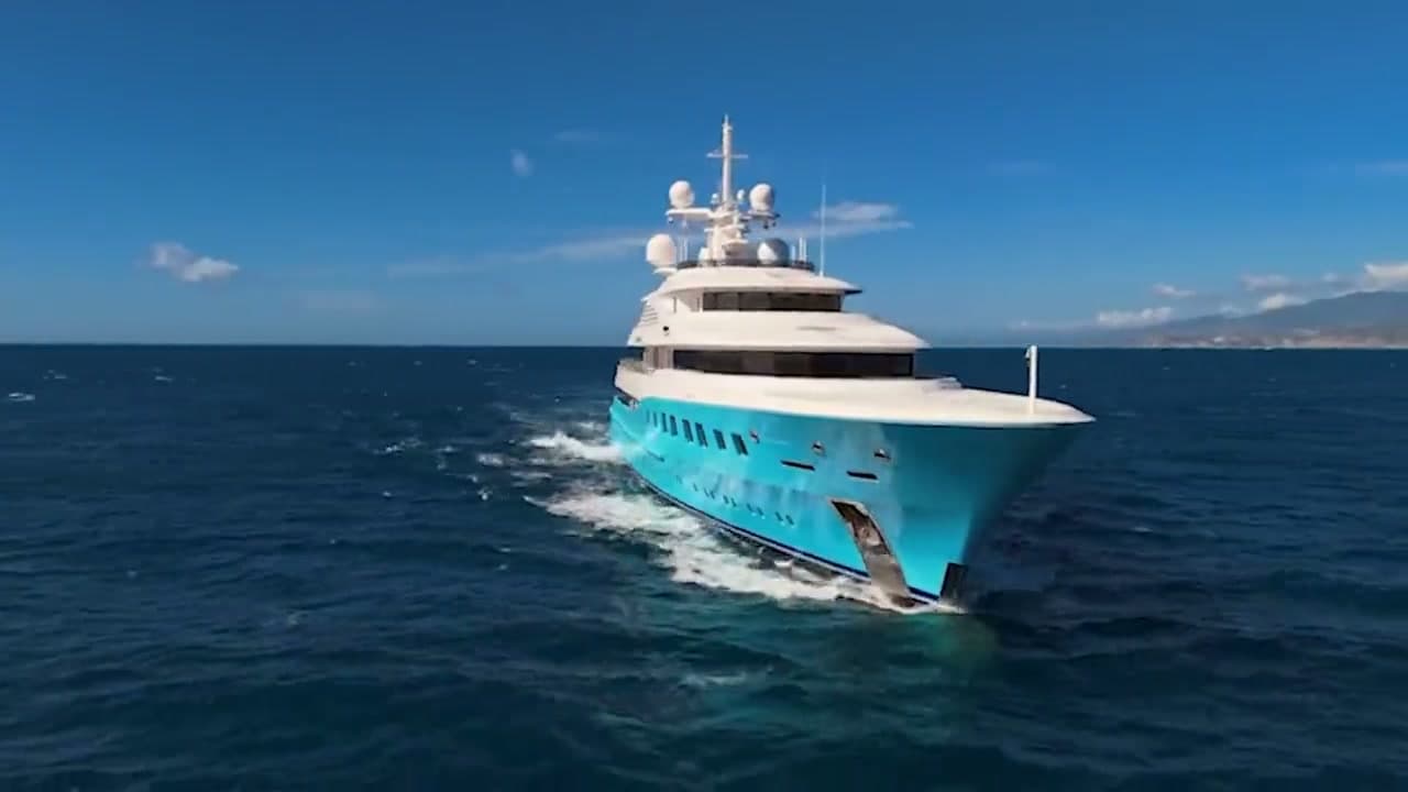 Alfa Nero, 81.3m Oceanco
